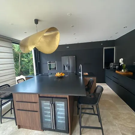 Villa Ostalblanc Belle Contemporaine Avec Piscine *