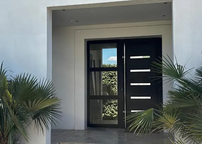 Villa Ostalblanc Belle Contemporaine Avec Piscine *