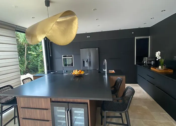 Villa Ostalblanc Belle Contemporaine Avec Piscine *